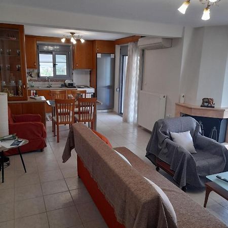 Dominikis Appartment Неа-Перамос Экстерьер фото